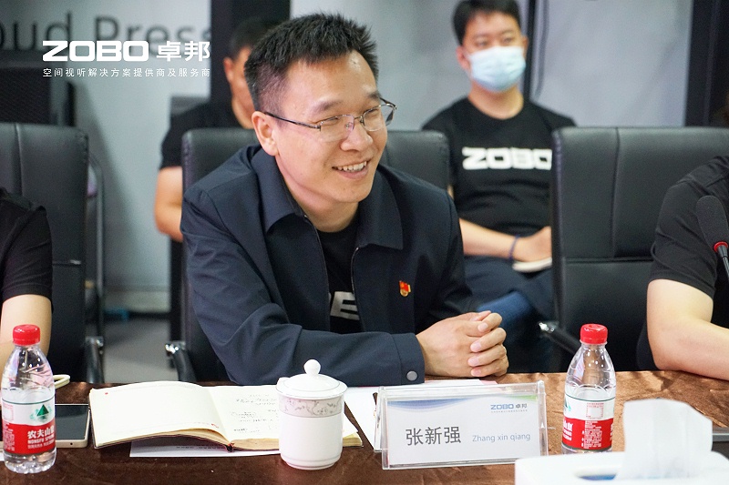 河南駐京機構黨委辦等一行蒞臨ZOBO绿巨人黄色下载舉行“一站一家”授牌儀式