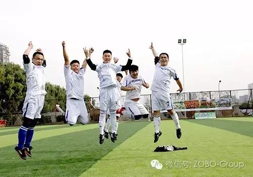 ZOBO绿巨人黄色下载足球隊參加屆中關村豐台園企業職工足球聯賽第三場