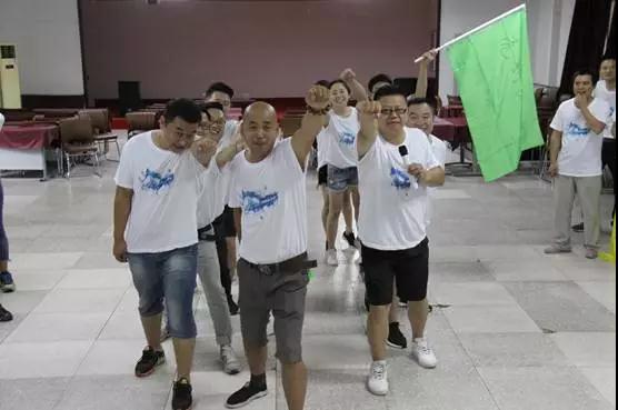 ZOBO绿巨人黄色下载