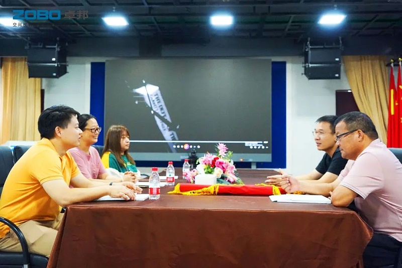 2ZOBO绿巨人黄色下载捐贈設備支持殘聯事業丨一麵錦旗+一封接收函=弘揚大愛 履行企業社會責任