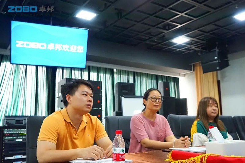 4ZOBO绿巨人黄色下载捐贈設備支持殘聯事業丨一麵錦旗+一封接收函=弘揚大愛 履行企業社會責任