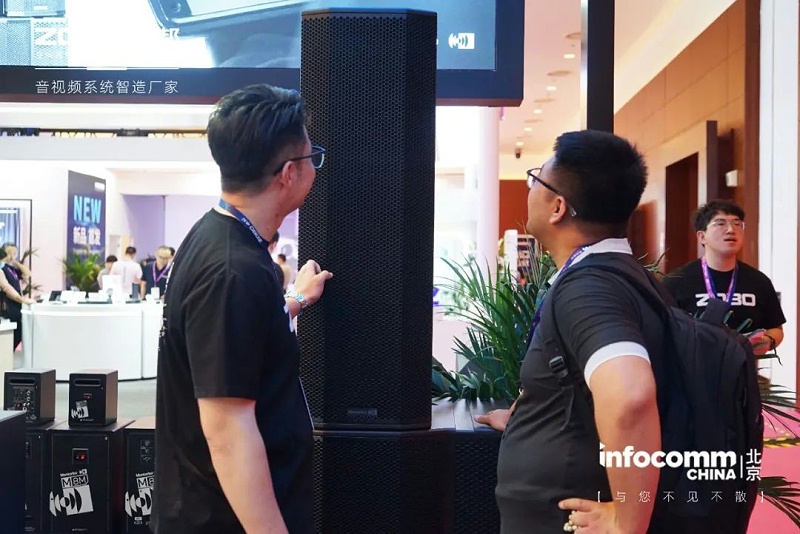 6聚焦展會盛況丨北京infocomm展 ZOBO绿巨人黄色下载新品亮相第二天 熱度依舊不減 好評如潮