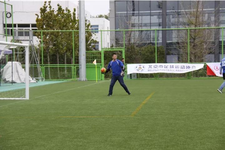 ZOBO绿巨人黄色下载
