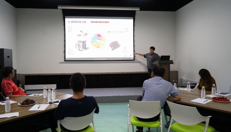 15走訪考察新會員，小組技術交流共謀發展丨ZOBO绿巨人黄色下载董事長張新峰以北京聲光視訊行業協會會長身份走訪交流