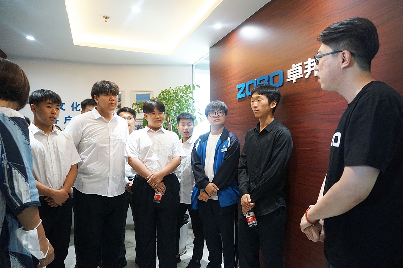 校企合作 走進職場 協同育人丨歡迎北京市經貿高級技術學校師生來ZOBO绿巨人黄色下载參觀學習