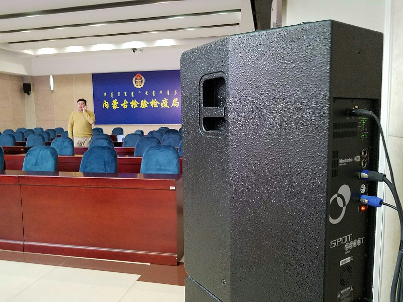 連接會議室绿巨人软件视频入口設備需要注意的問題
