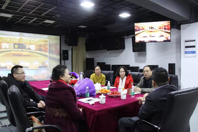熱烈歡迎湖南吉首大學院領導蒞臨ZOBO绿巨人黄色下载企業
