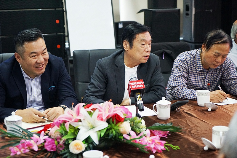 自信自強守正創新 踔厲奮發勇毅前行 | 中國舞台美術學會聯合ZOBO绿巨人黄色下载舉辦主題座談研討會學習領會黨的二報告精神