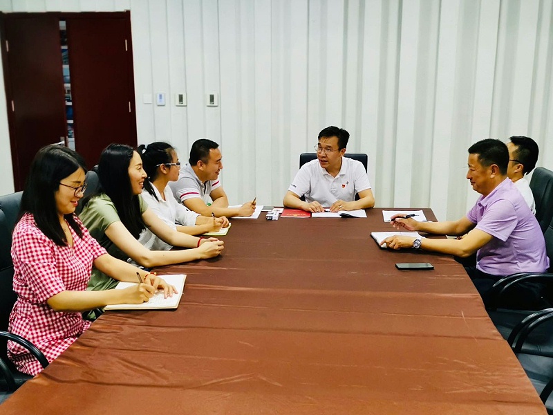 ZOBO绿巨人黄色下载黨支部