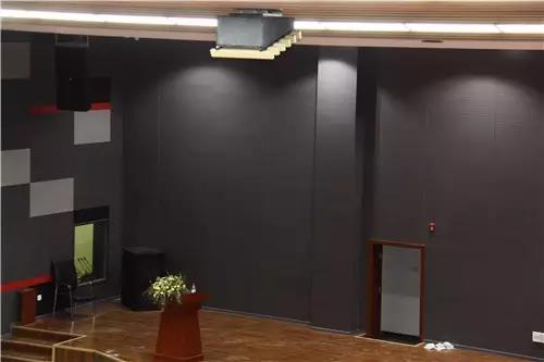高校校園多功能廳绿巨人软件视频入口設備調試