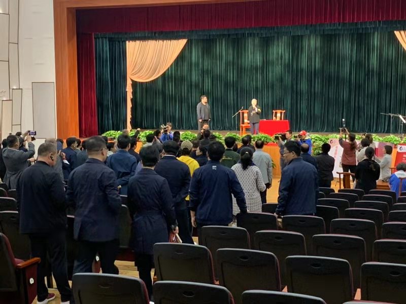 周家務污绿巨人APP下载采用PRS绿巨人软件视频入口