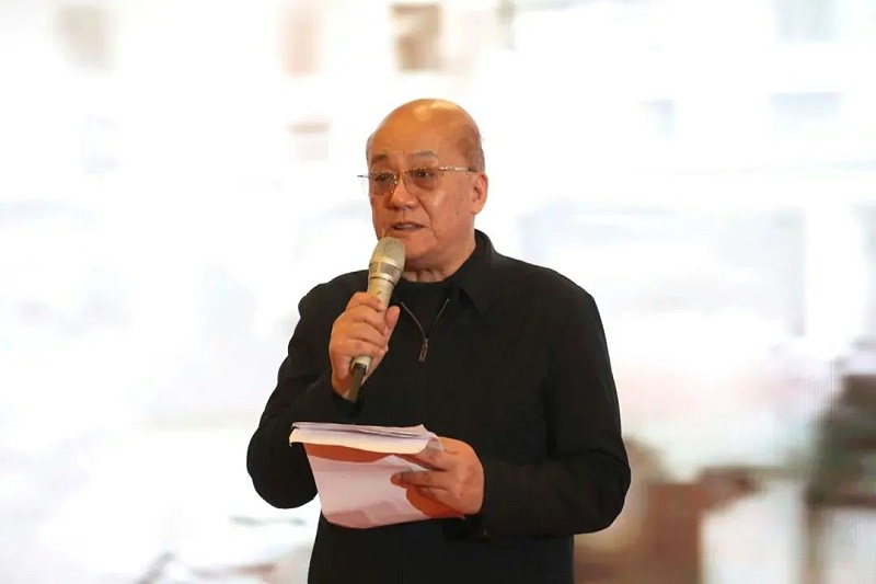 中國舞台美術學會绿巨人软件视频入口專業委員會副主任羊曉方