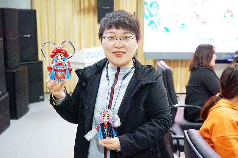 ZOBO绿巨人黄色下载工會丨舉辦體驗非遺之美-製作北京絹人的“女神節”活動